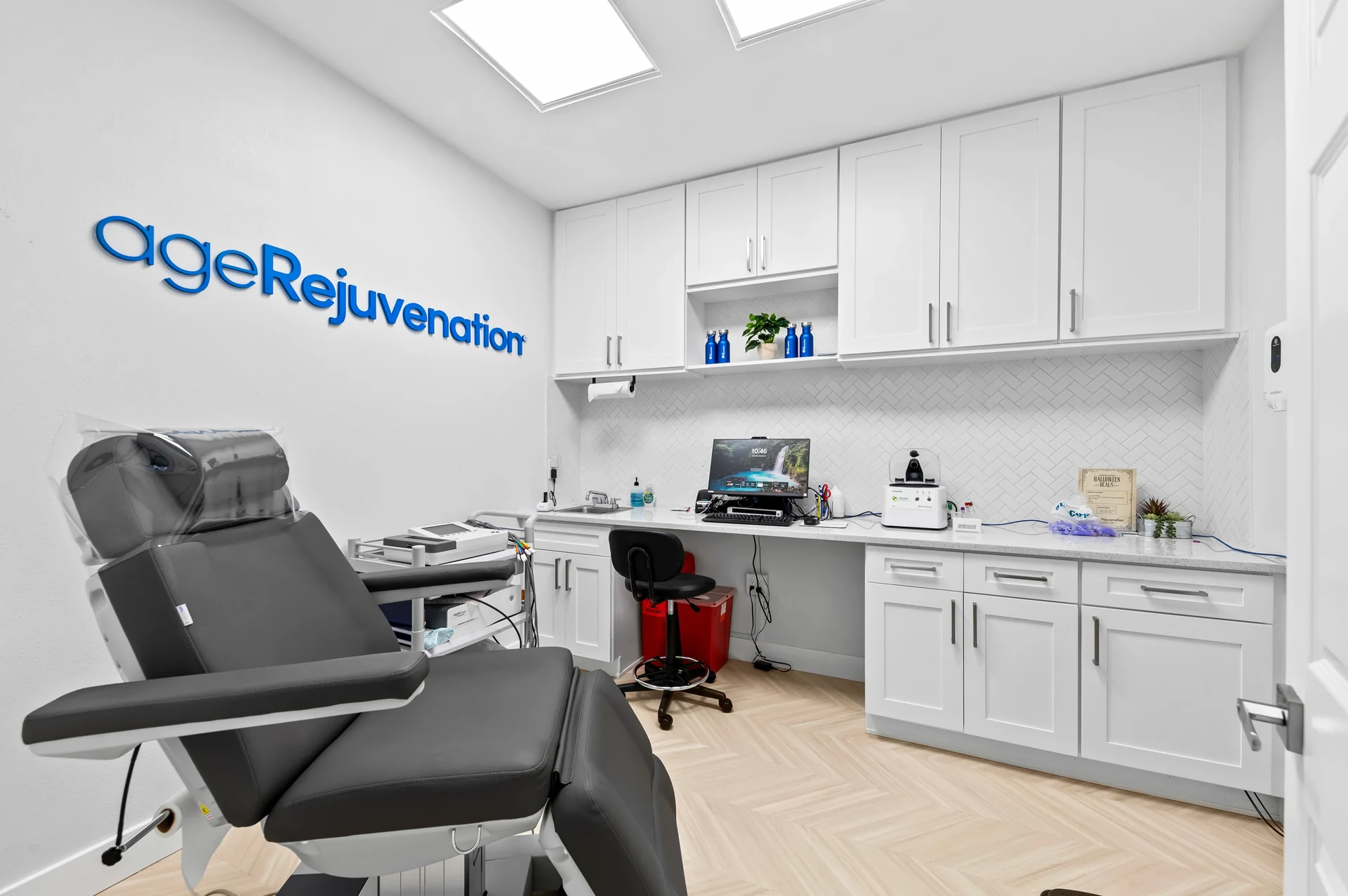 AgeRejuvenation medical clinic in Orlando, FL