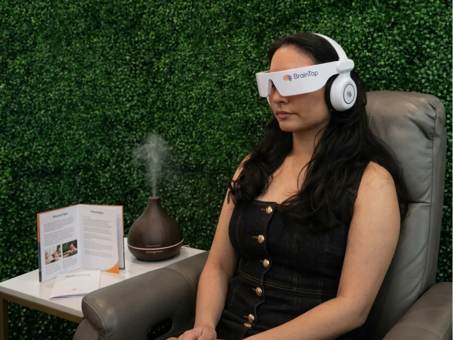 BrainTap light and sound headset session at AgeRejuvenation in Brandon, FL