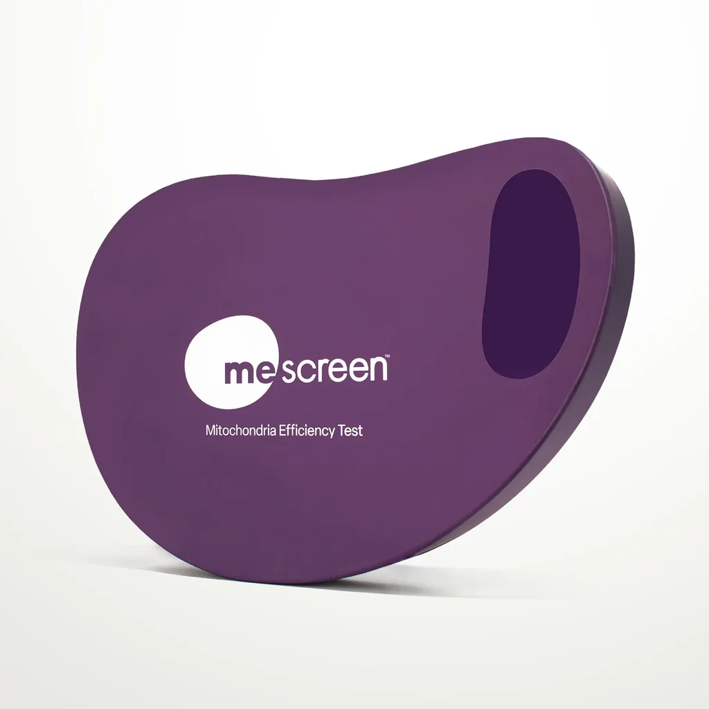 Physician reviewing MeScreen mitochondrial results at AgeRejuvenation