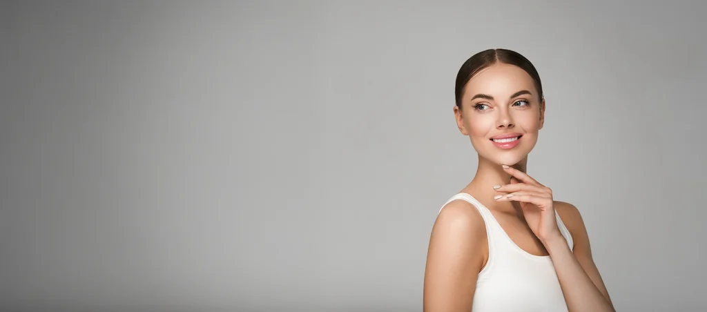 Provider performing SkinPen microneedling at AgeRejuvenation